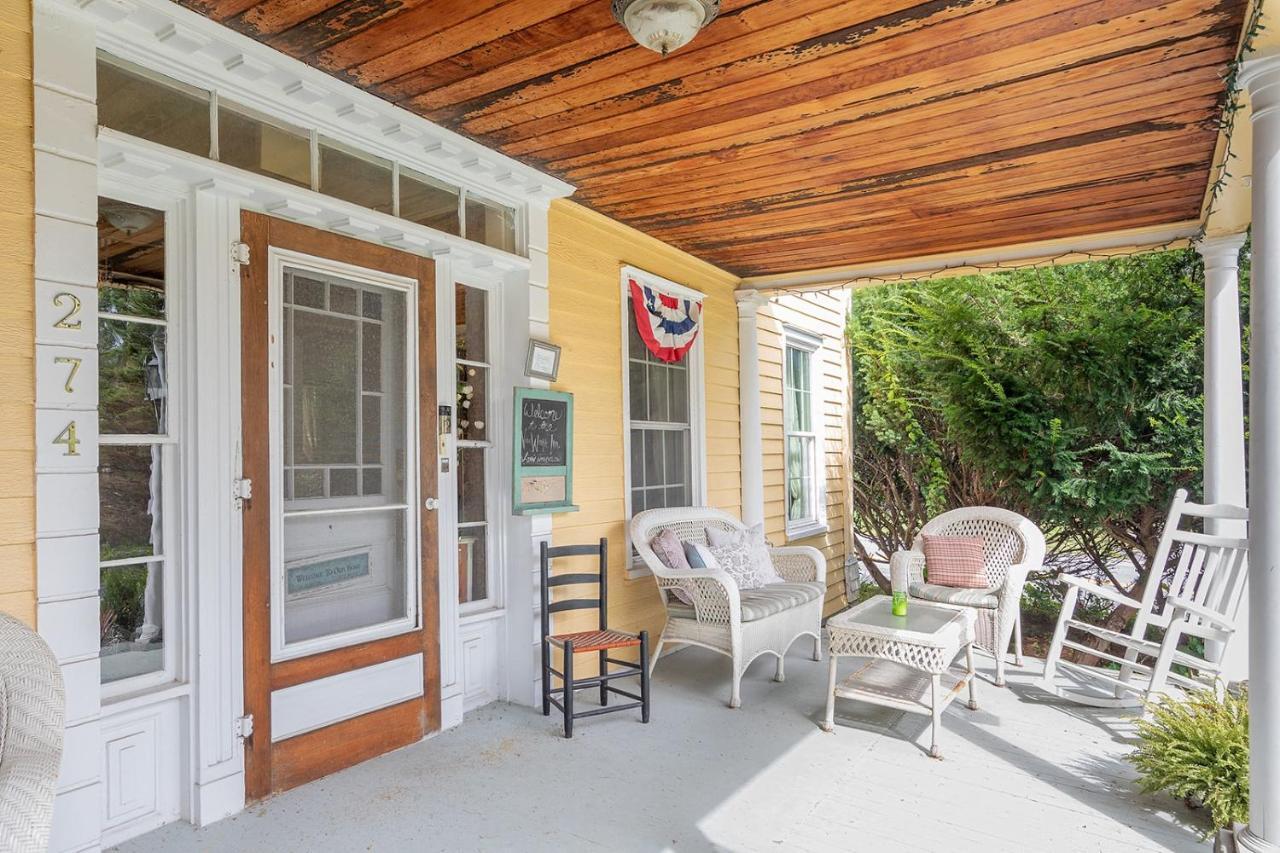Van Winkle Inn Greenville Экстерьер фото