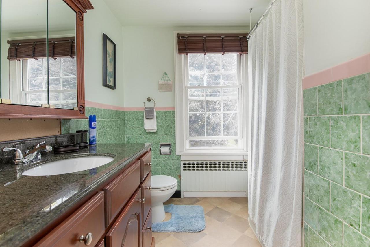 Van Winkle Inn Greenville Экстерьер фото