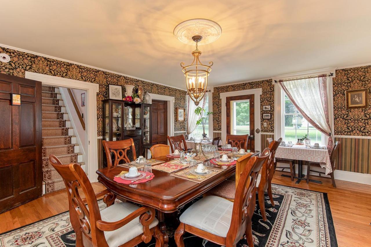 Van Winkle Inn Greenville Экстерьер фото