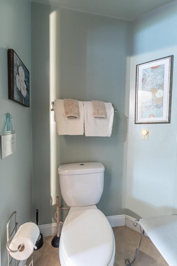 Van Winkle Inn Greenville Экстерьер фото