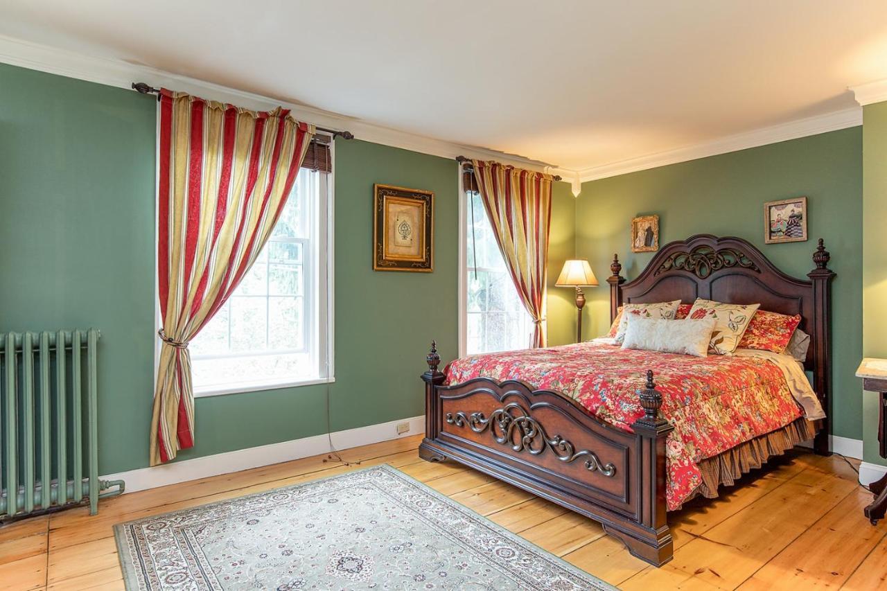 Van Winkle Inn Greenville Экстерьер фото